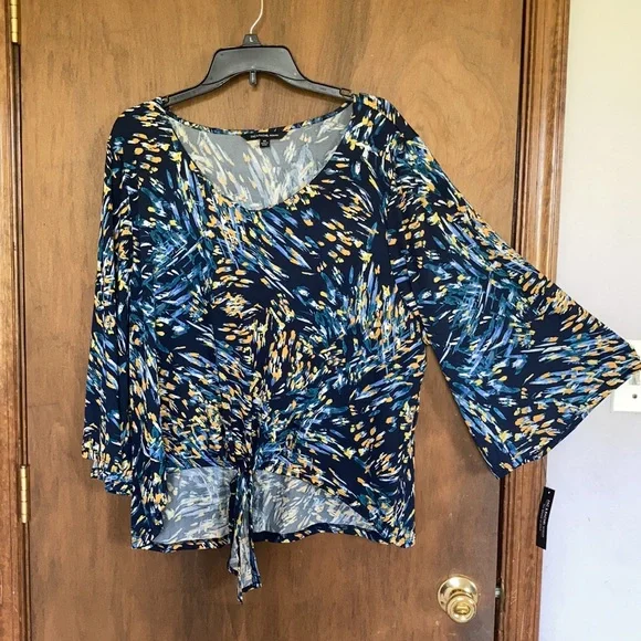 Zac & Rachel top abstract print w stretch & tie detail at hemline boho casual 2X - Picture 13 of 17